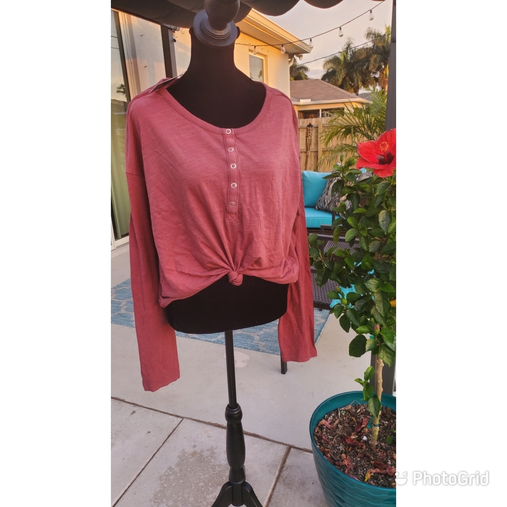 NWT! Burgundy tie front long sleeve top